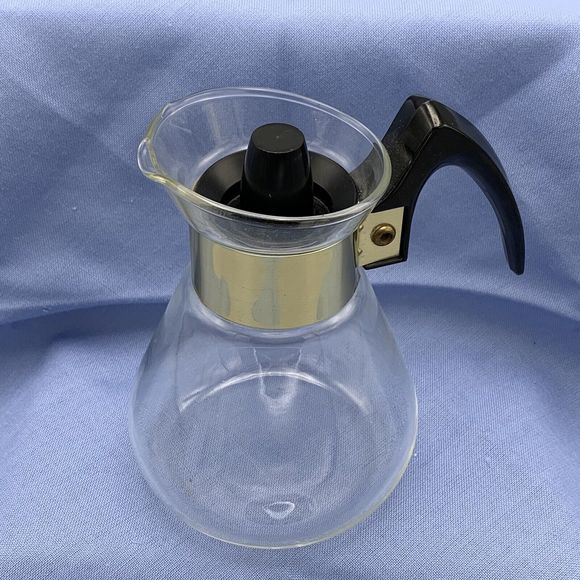 Vtg MCM Corning Ware Small Heat Proof Glass Coffee Carafe Tea Pot 2 Cups Clear - Picture 12 of 12